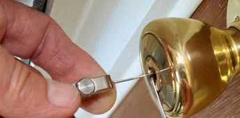Gold Locksmith Store Sarasota, FL 941-677-7047 Gold Locksmith Store Sarasota, FL 941-677-7047 - rekeying-locks